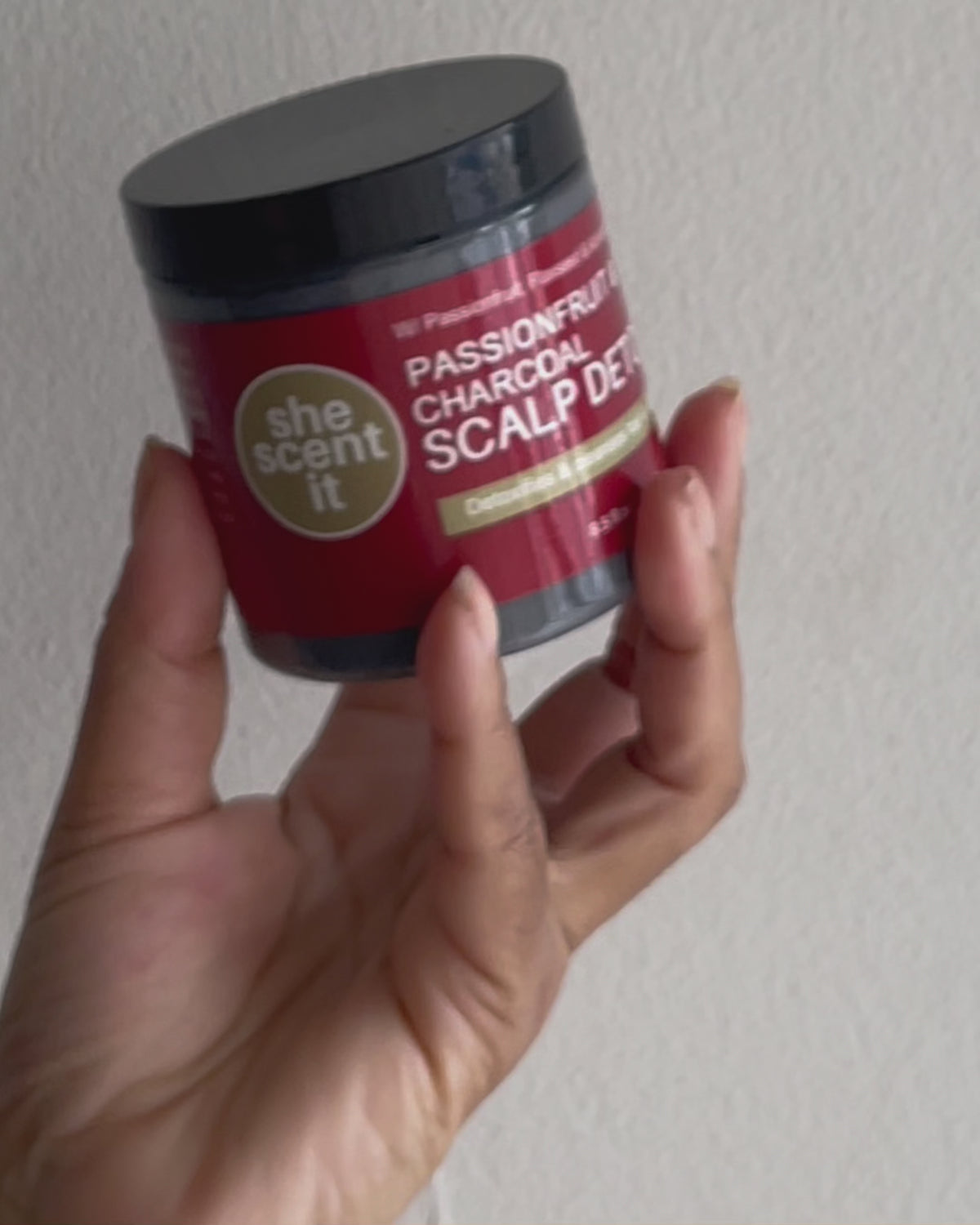 Passionfruit &amp; Flax Charcoal Scalp Detox